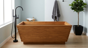 Essenza (Essence) wood bathtub